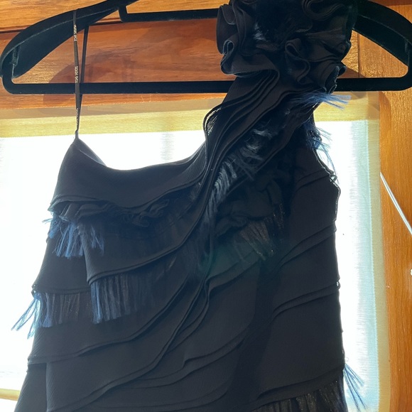 Tadashi shoji evening gown - Picture 2 of 4